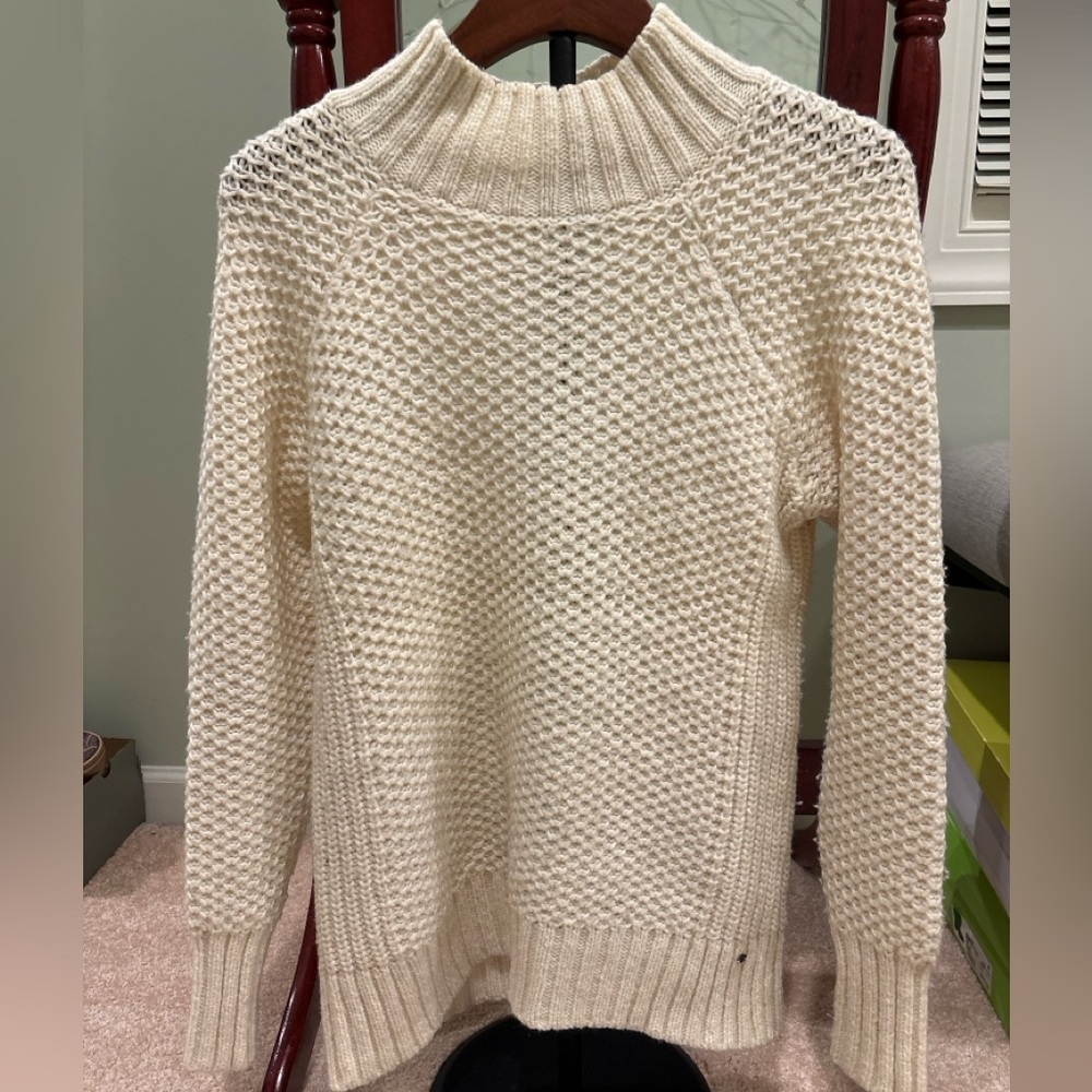 American Eagle Cream Chunky Knit Mock Neck Sweater S